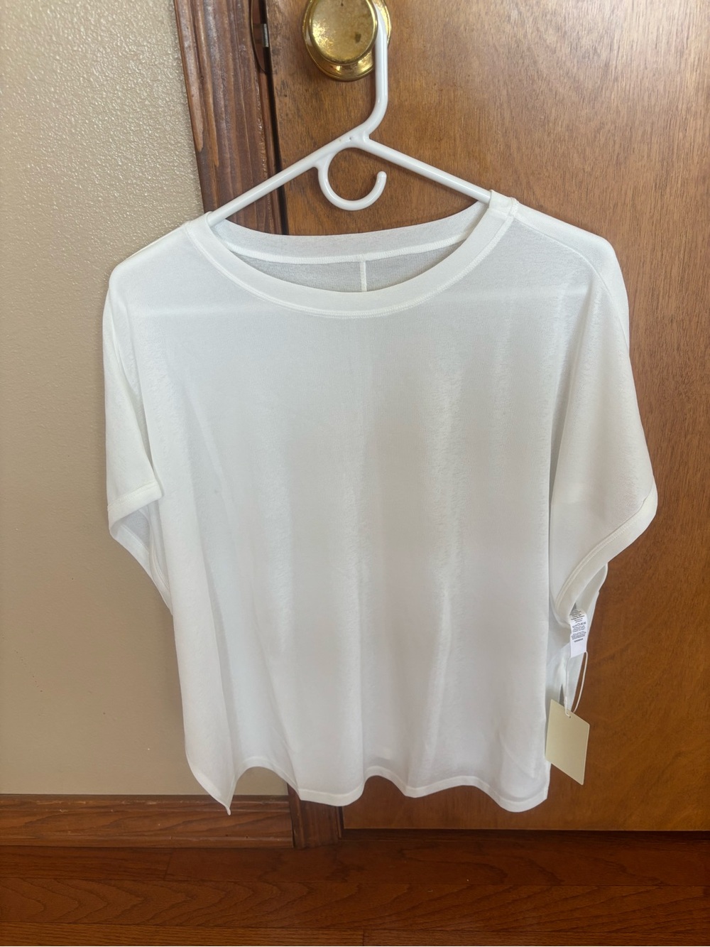 HALARA White Short-Sleeve Crewneck Tee